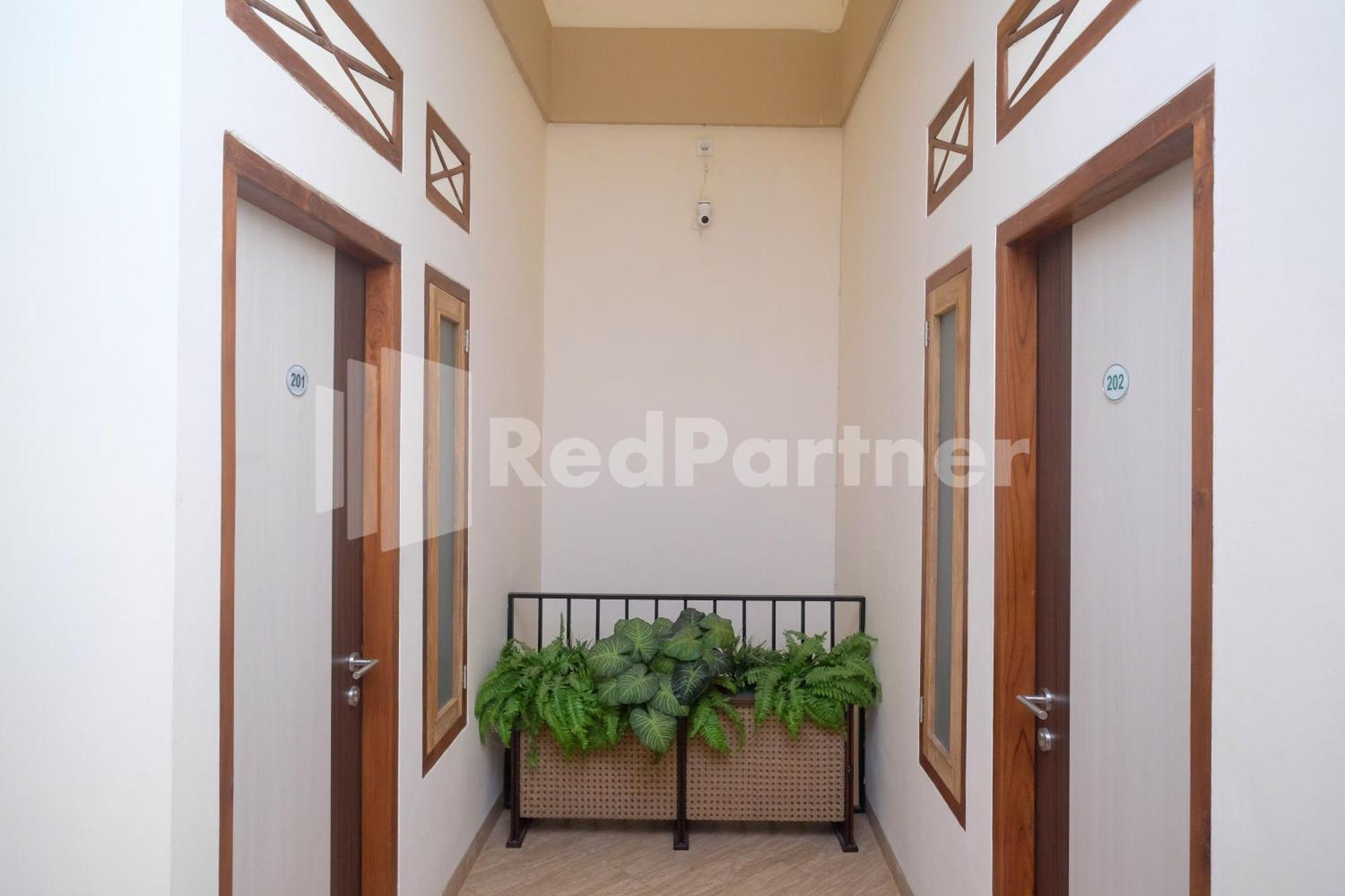 Ndliman House Near Ugm Jogja Mitra Reddoorz Hotel Kejayan Eksteriør billede