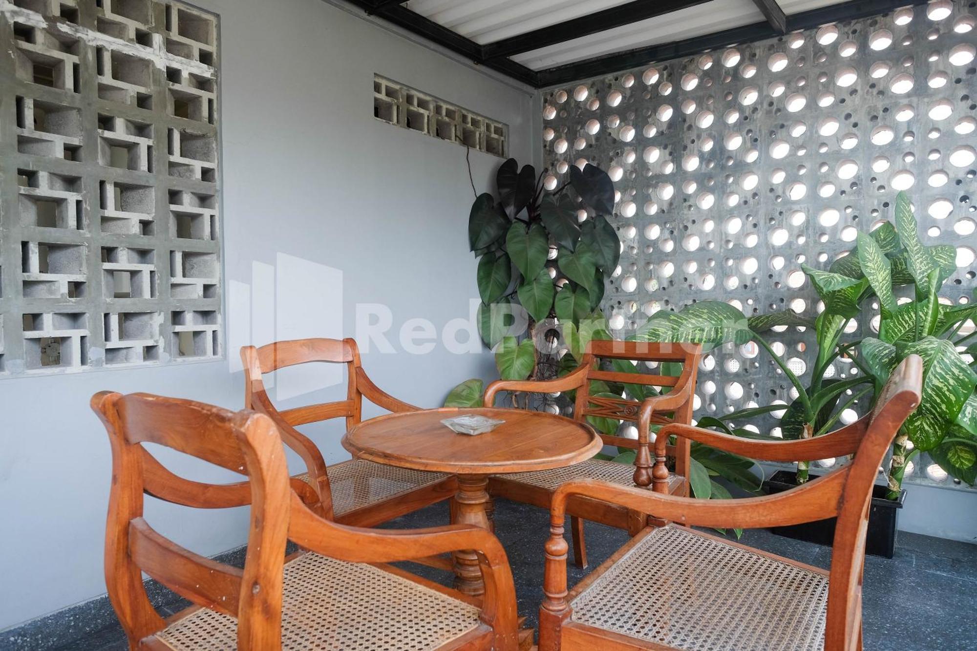 Ndliman House Near Ugm Jogja Mitra Reddoorz Hotel Kejayan Eksteriør billede